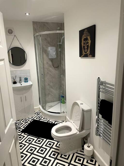 #6Bs 1 Bed Serviced Apartment ダービー エクステリア 写真