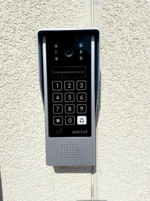 #6Bs 1 Bed Serviced Apartment ダービー エクステリア 写真